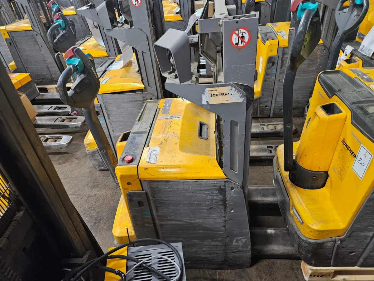 Jungheinrich - 2021 - EJD 222 119 GAB 201 ZT LI - Elektrostapler