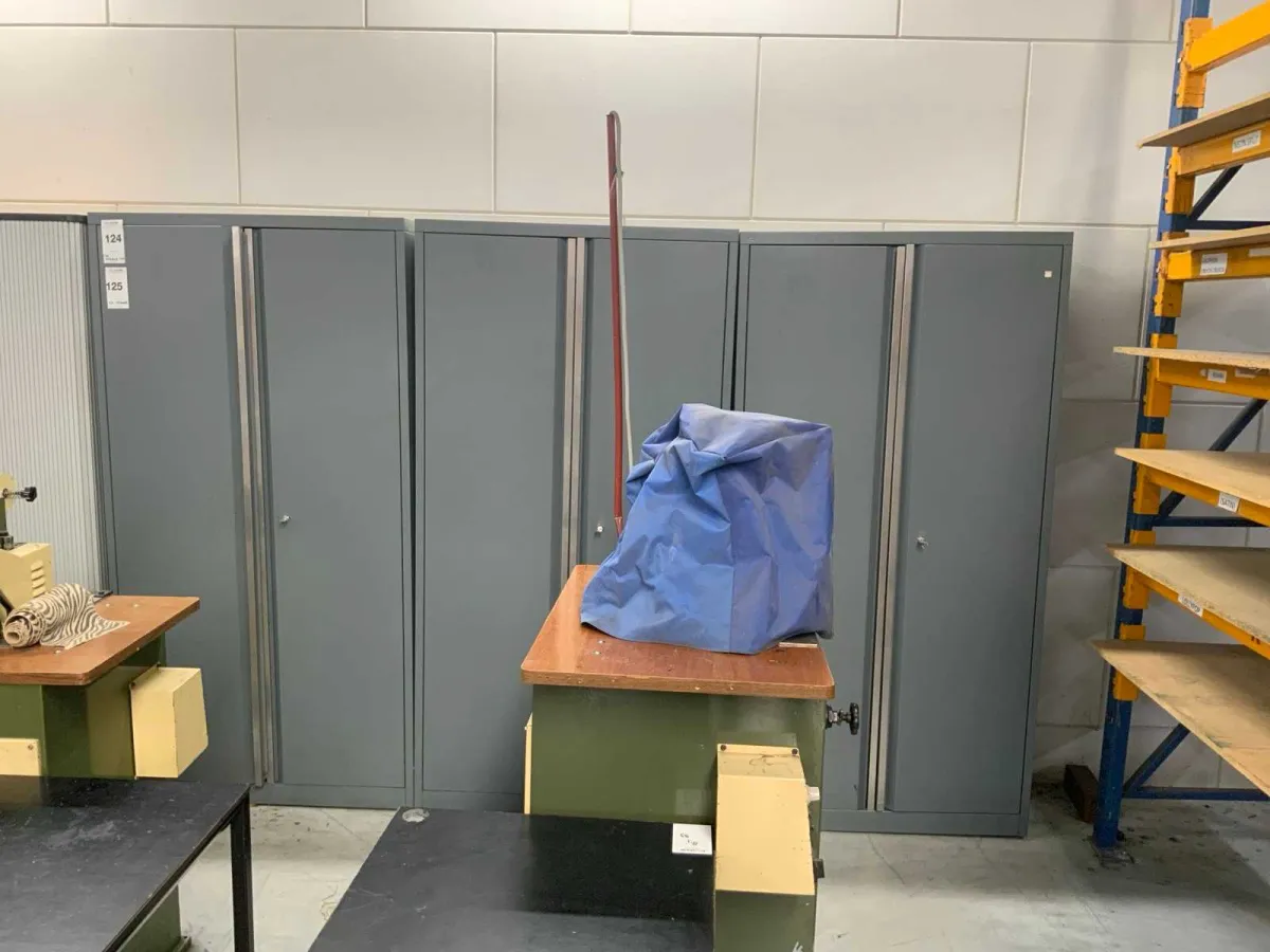 Werkstattschrank (3x)