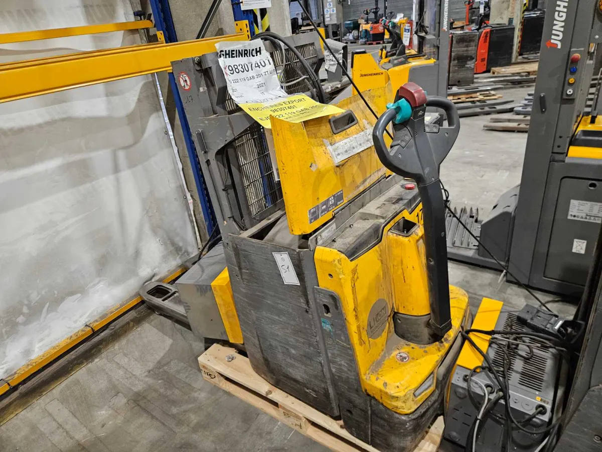 Jungheinrich - 2021 - EJD 222 119 GAB 201 ZT LI PC - Elektrischer Stacker