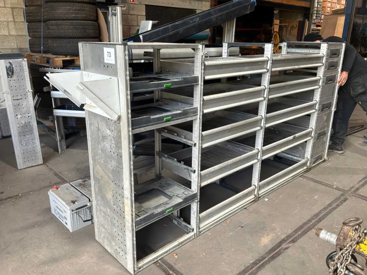 Lagersysteme für Transporter