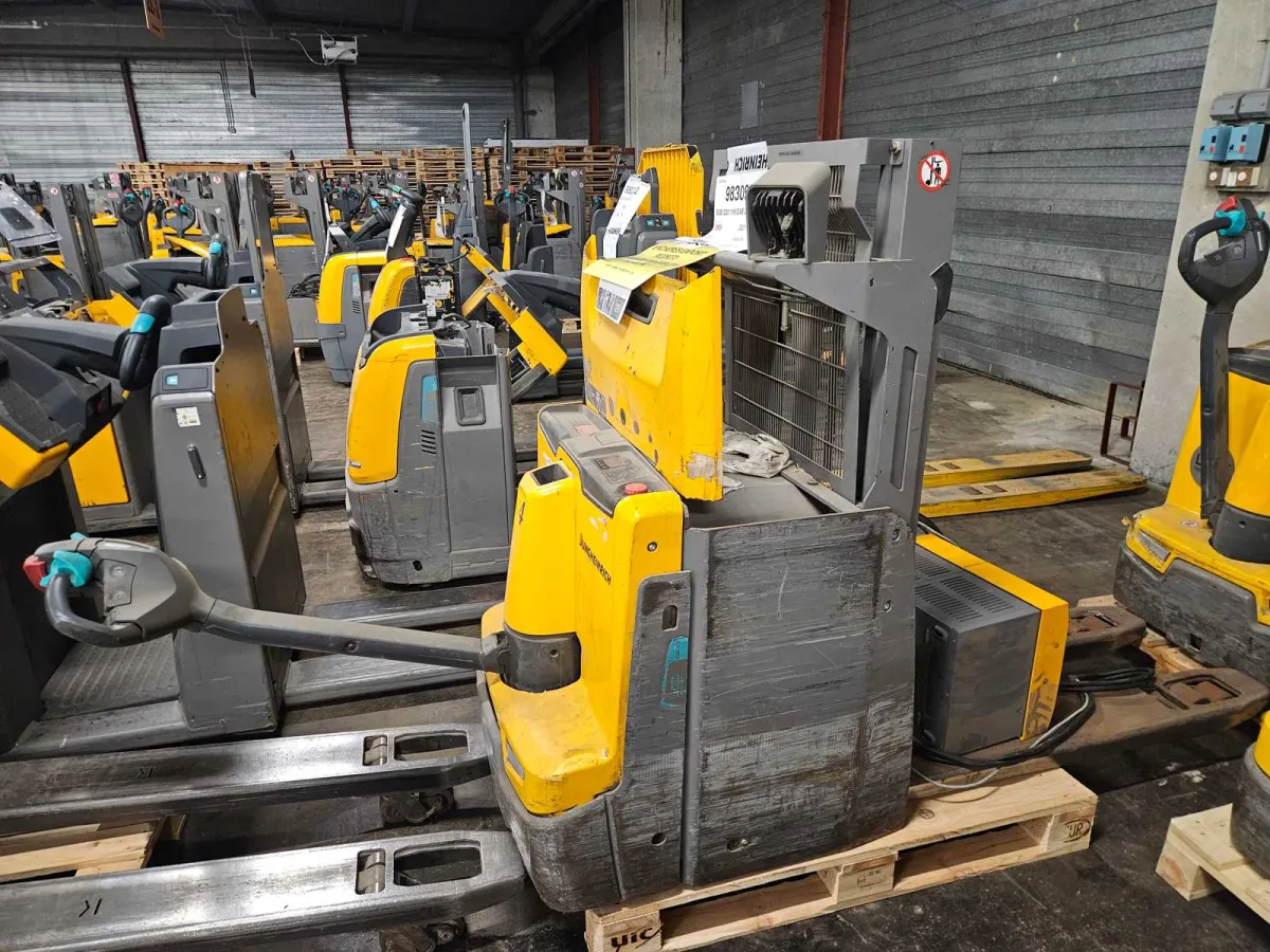 Jungheinrich - 2021 - EJD 222 119 GAB 201 ZT LI PC - Elektrischer Stacker