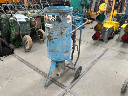 2004 Ach Sv104 Sandstrahlmaschine – RESALE