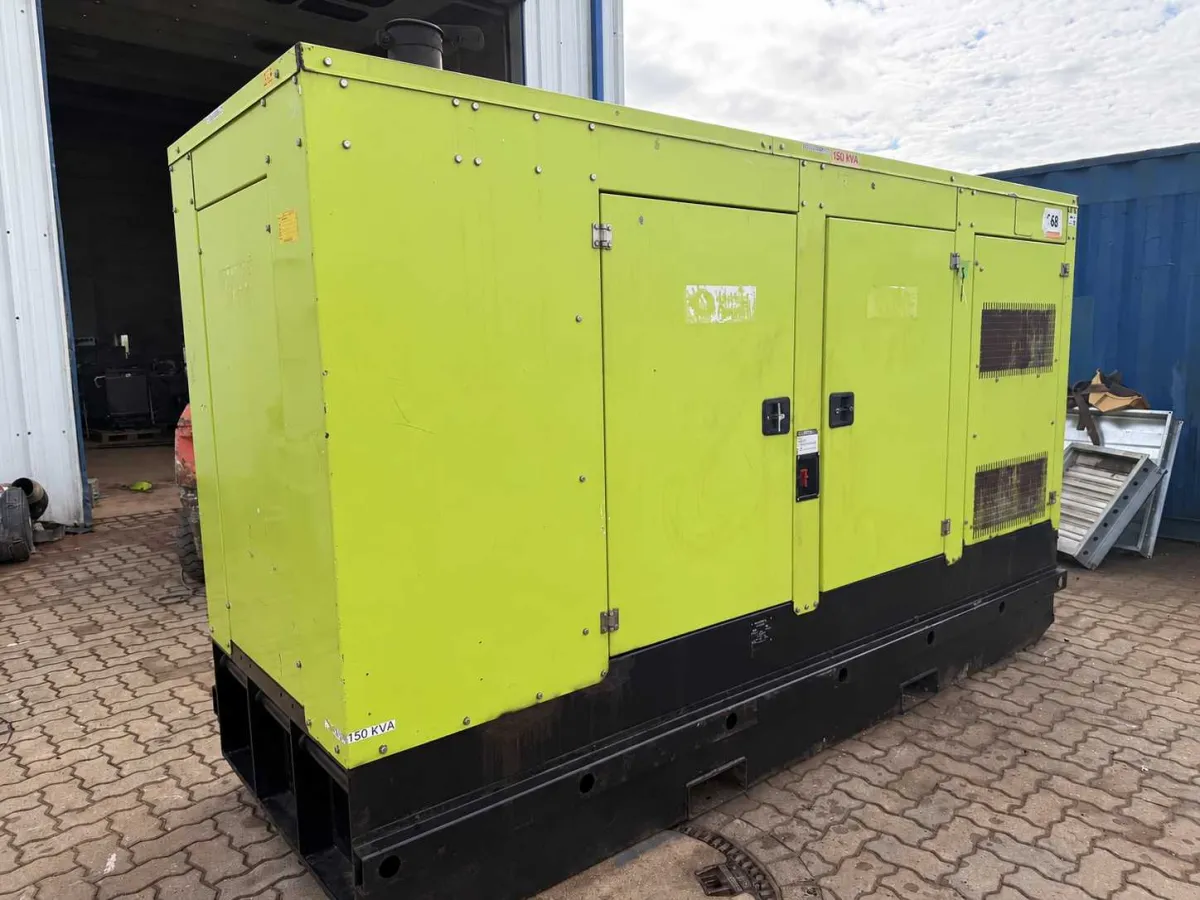 FPT Iveco 165 KVA Generator 132 KW Stromaggregat Stromerzeuger