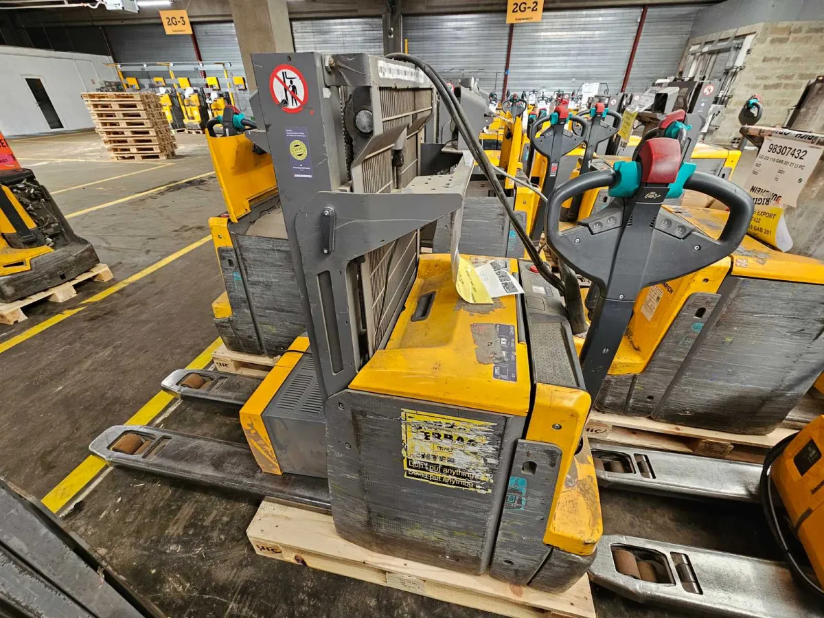 Jungheinrich - 2021 - EJD 222 119 GAB 201 ZT LI PC - Elektrischer Stacker