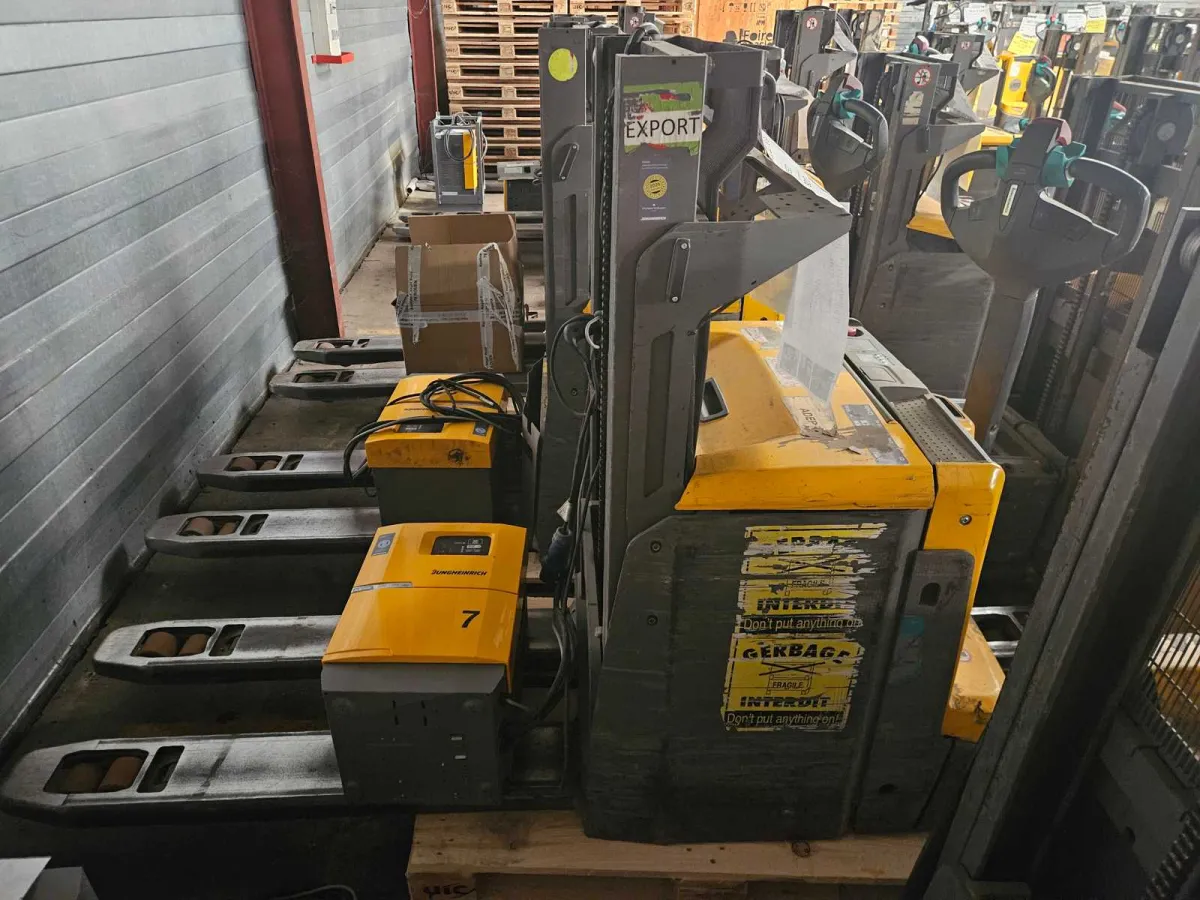 Jungheinrich - 2021 - EJD 222 119 GAB 201 ZT LI PC - Elektrischer Stacker