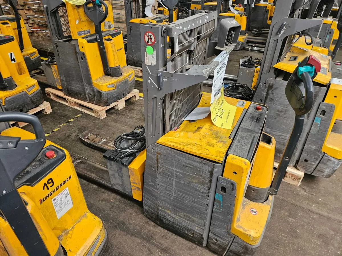 Jungheinrich - 2021 - EJD 222 119 GAB 201 ZT LI PC - Elektrischer Stacker