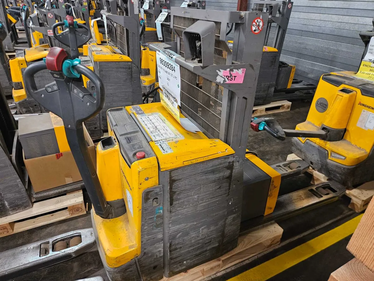 Jungheinrich - 2021 - EJD 222 119 GAB 201 ZT LI PC - Elektrischer Stacker