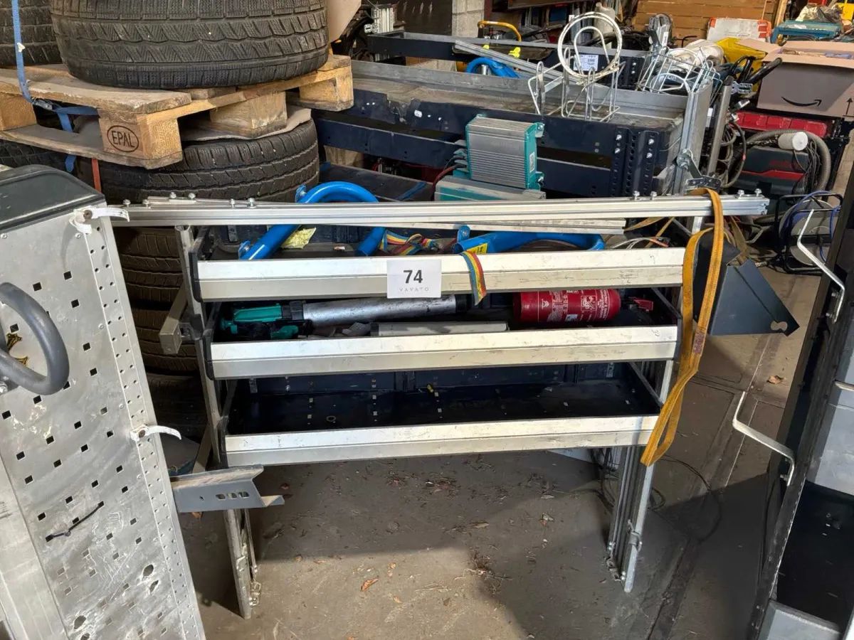 Lagersysteme für Transporter