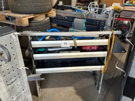Lagersysteme für Transporter – RESALE