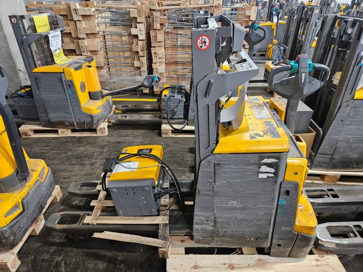 Jungheinrich - 2021 - EJD 222 119 GAB 201 ZT LI PC - Elektrischer Stacker