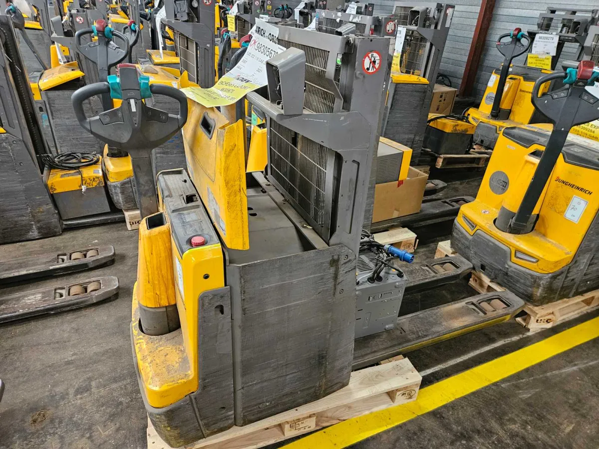 Jungheinrich - 2021 - EJD 222 119 GAB 201 ZT LI PC - Elektrischer Stacker