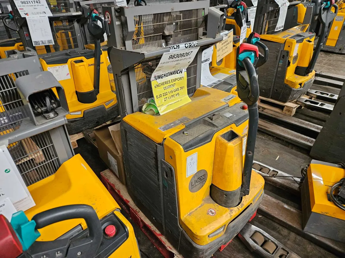 JUNGHEINRICH - 2021 - EJD 222 119 GAB 201 ZT LI PC HS - Elektrischer Stacker