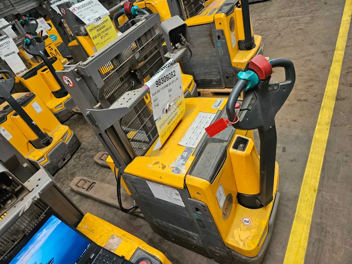 Jungheinrich - 2021 - EJD 222 119 GAB 201 ZT LI PC - Elektrischer Stacker