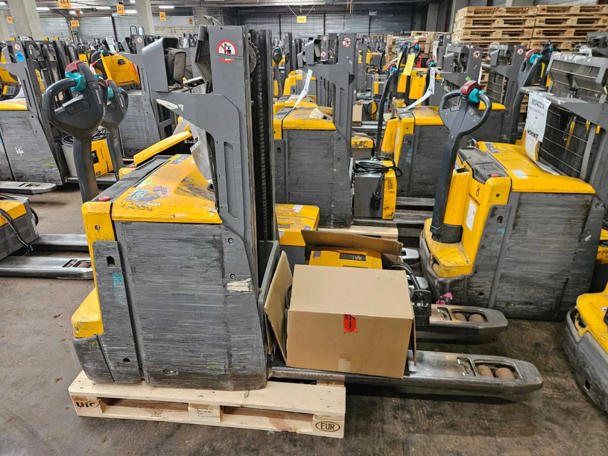 Jungheinrich - 2021 - EJD 222 119 GAB 201 ZT LI PC - Elektrischer Stacker