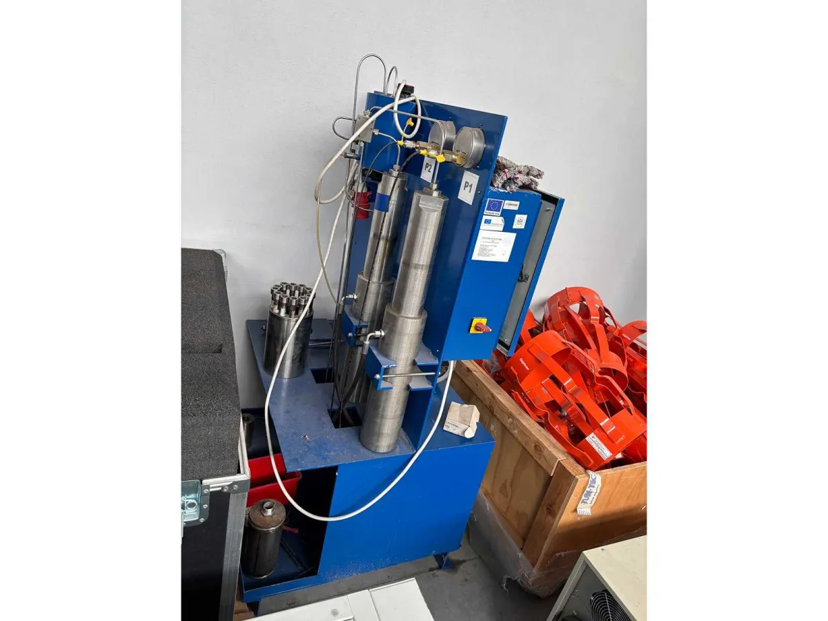 2011 - Hochdruck-Systeme - HPTC130-300 - Hochdruckprüf-/Prozesskammersystem