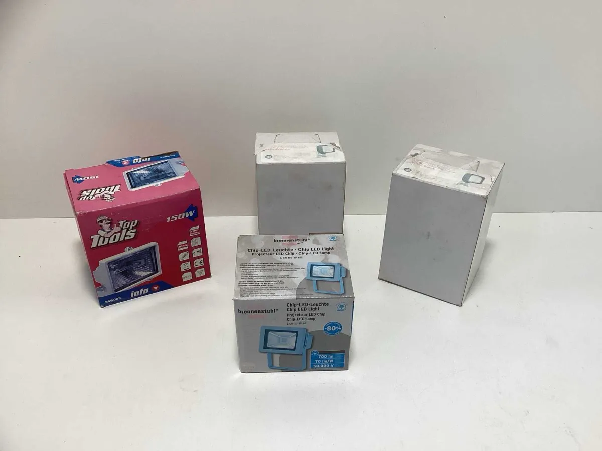 (4x) Brennenstuhl/Top Tools/Omega Charge LED- und Halogenlampen