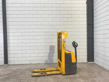 Jungheinrich - 2014 - EJC112 - Stacker – RESALE