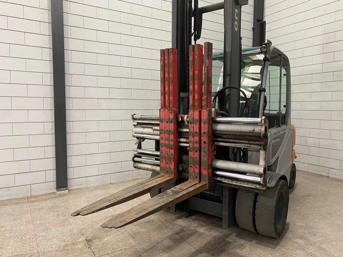Unbekannt – Weitere Materialhandhabung