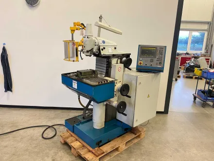 2005 MACMON M 100 NC Universal-Fräsmaschine – RESALE