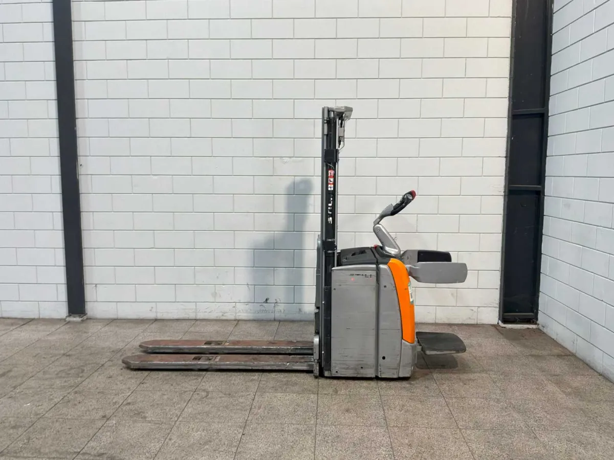 Still - 2021 - EXV-SF20 - Stacker