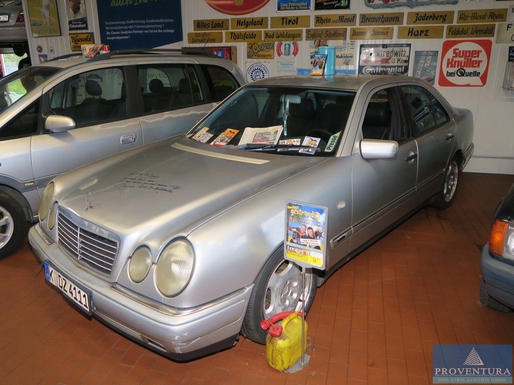 Pkw MERCEDES-BENZ E 250 Turbodiesel Avantgarde W21