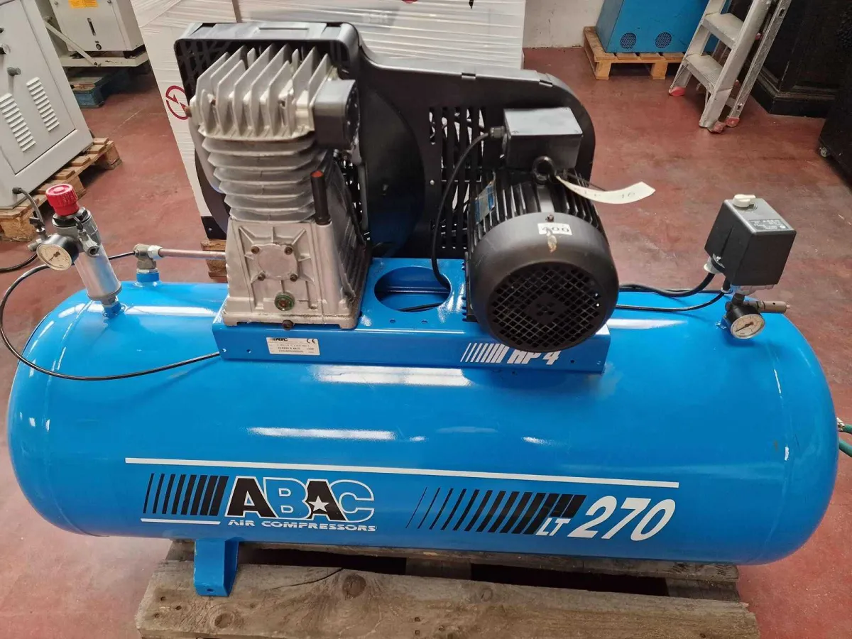 1999 ABAC B 4900-270 FT 4 V400 Kolbenkompressor