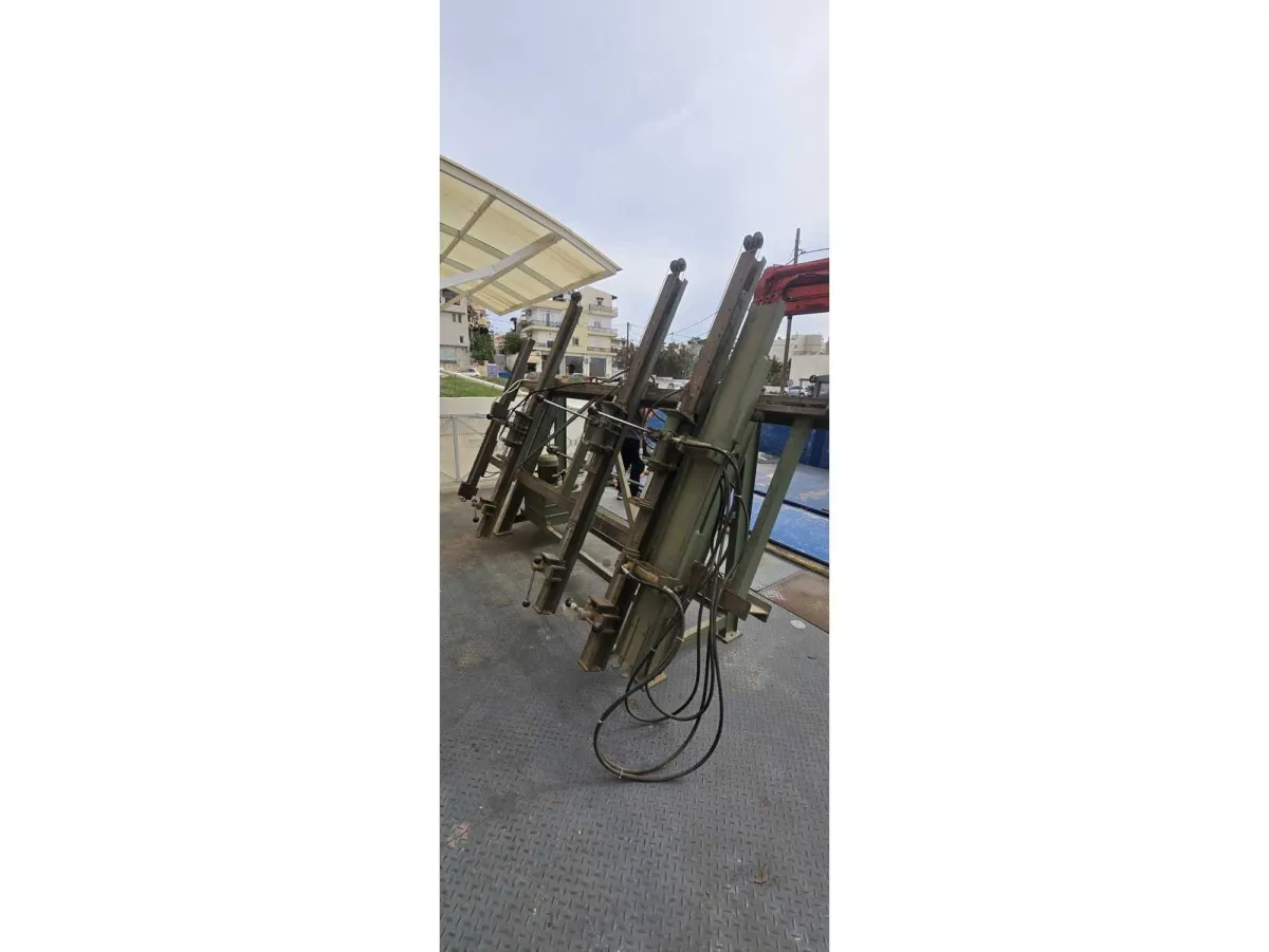 Rahmenmontagepresse N1071/1253 – Rahmenpressen