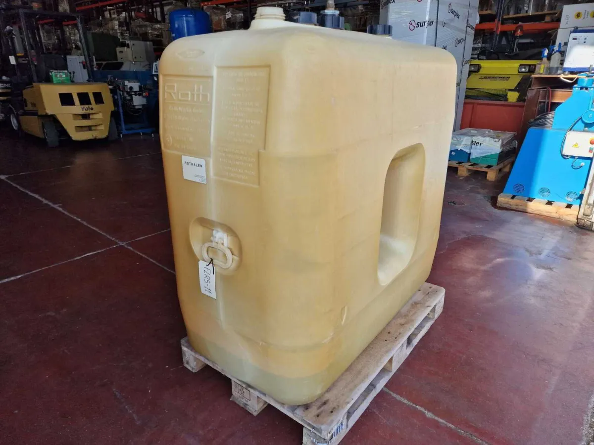 ROTH 1000 L Kraftstofftank