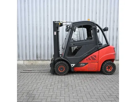 Linde H25D-02 Diesel-Gabelstapler – RESALE