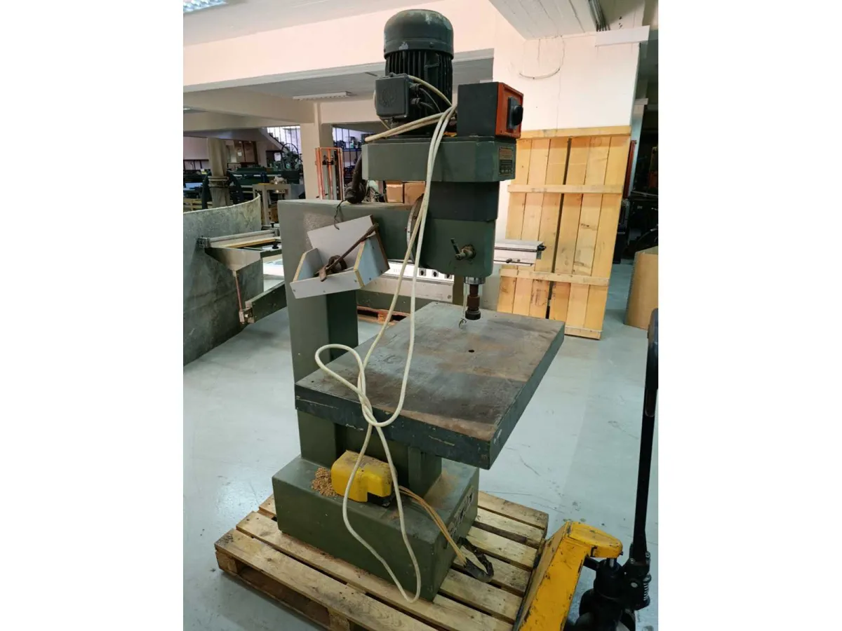 Rafailidis – Vertikale Router