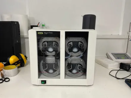 2021 BUCHI LABORTECHNIK V-600 Membran-Vakuumpumpe – RESALE