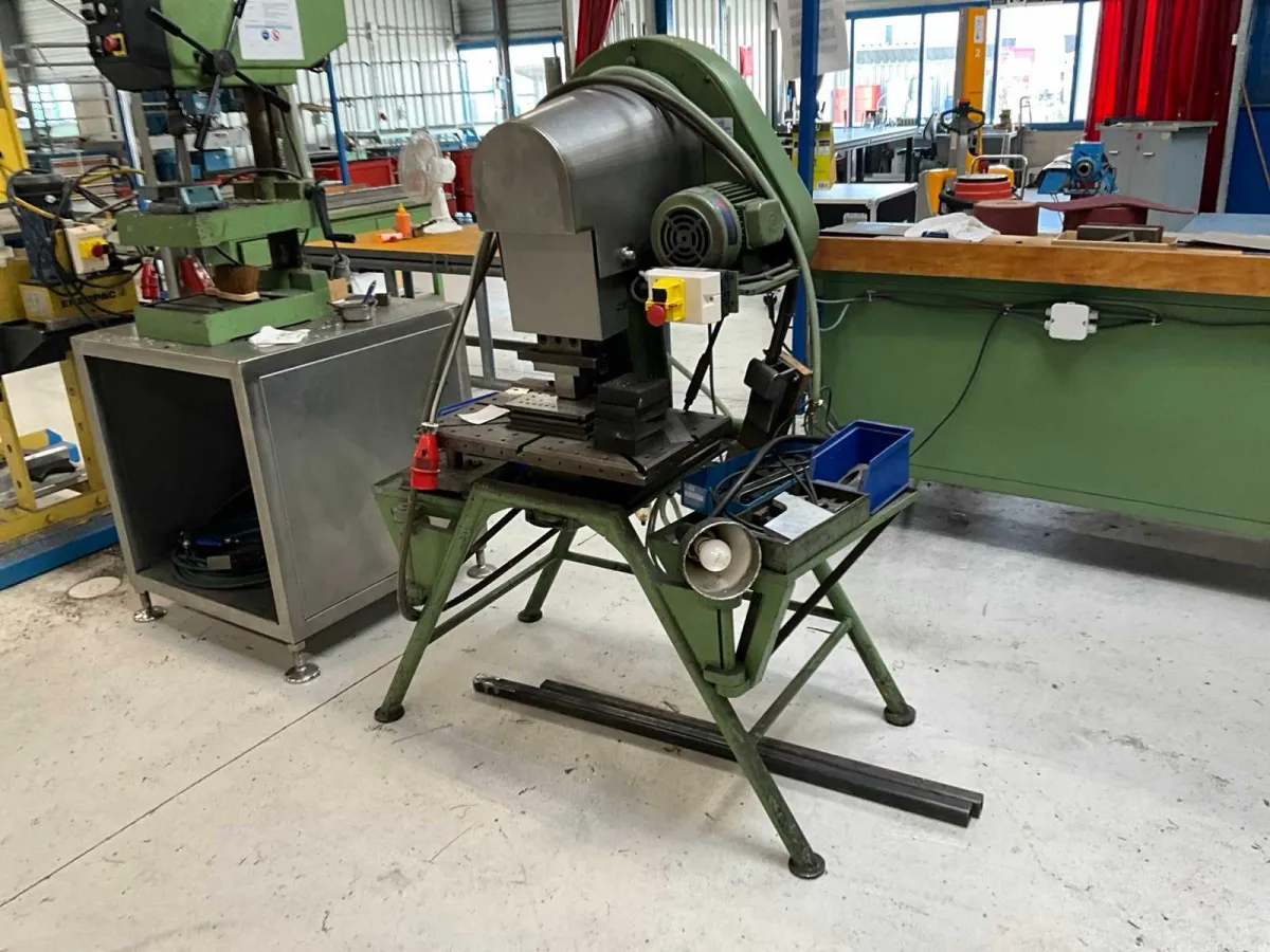 1971 Raskin Baby Eccentric Press