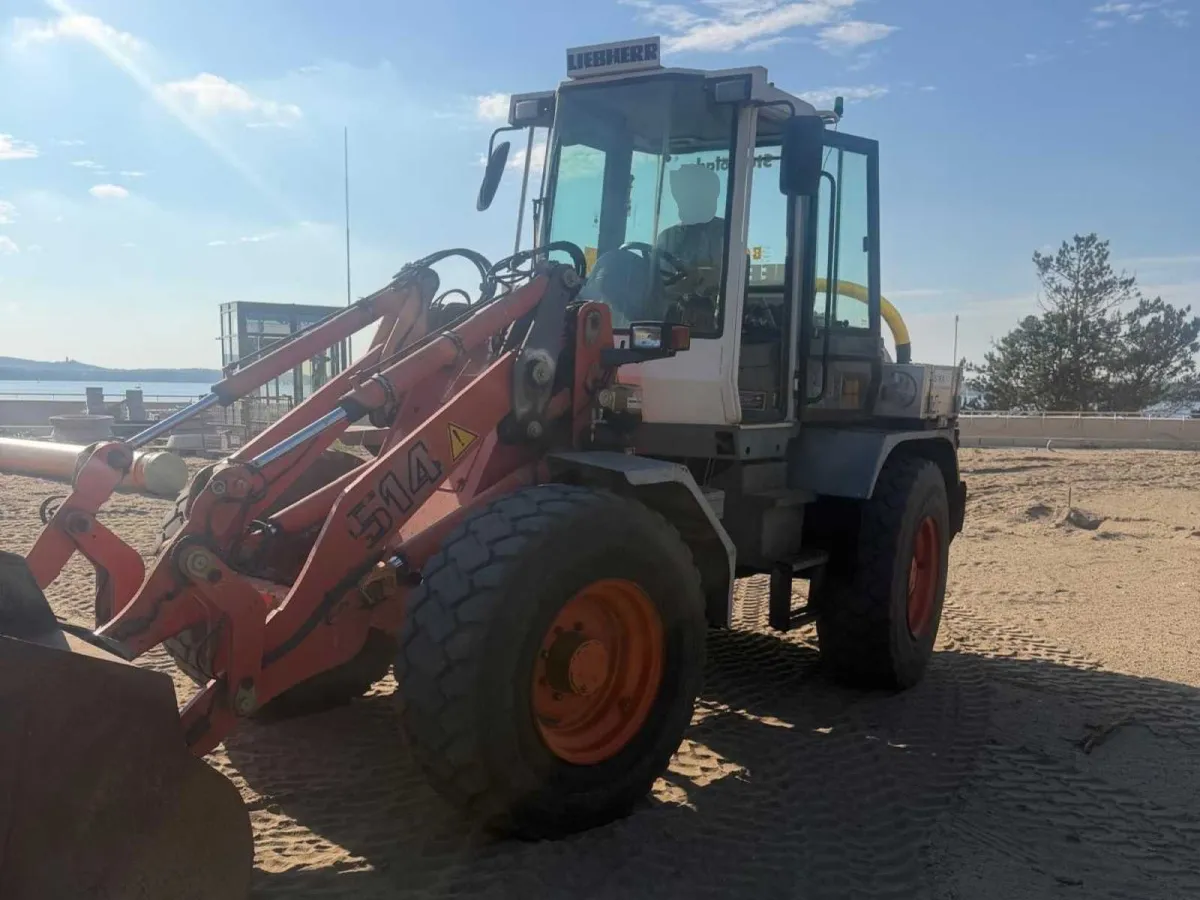 2003 Liebherr L 514 Schaufeln