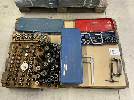 Verschiedene Werkzeuge – RESALE