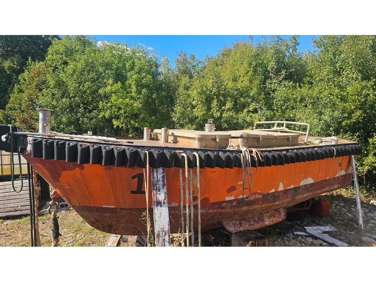 Arbeitsboot / Versorgungsboot