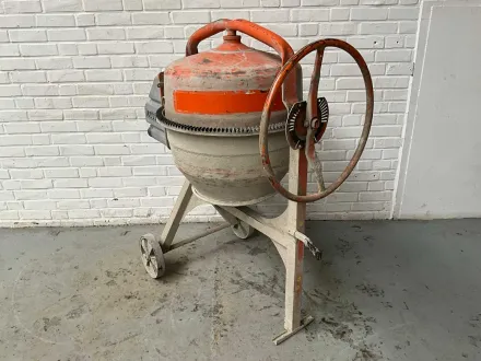 Atika Profi 145S Betonmischer – RESALE