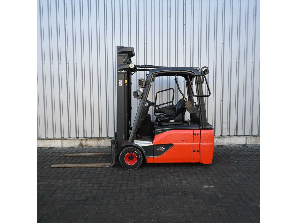 Linde E20L-02 Elektrogabelstapler