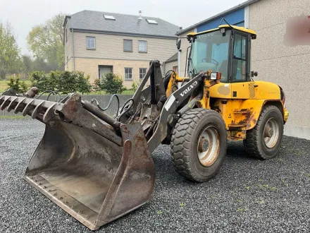 Volvo L40B-TP/S Radlader – 96 PS – 4 neue Reifen – RESALE