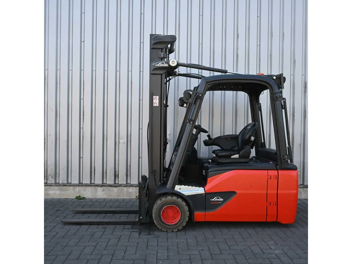 Linde E20L-02 Elektrogabelstapler