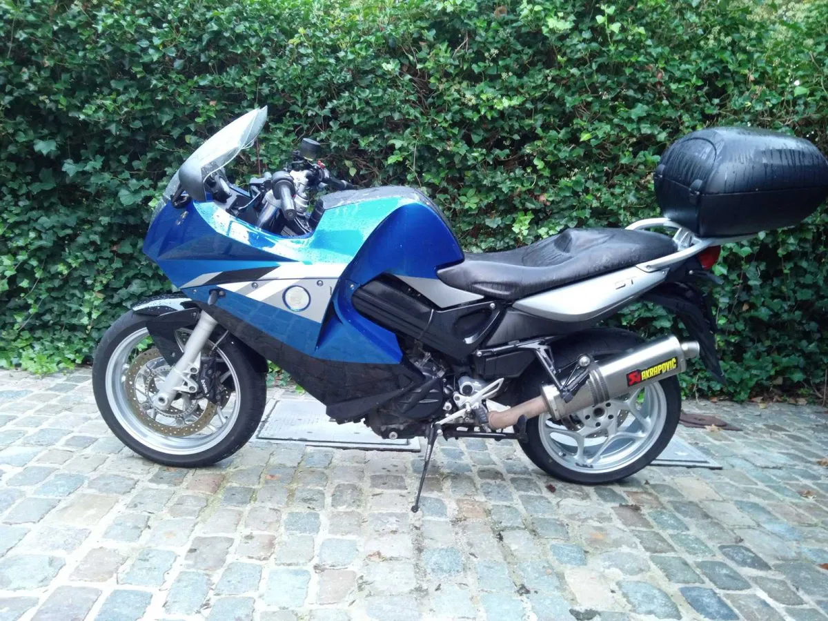 BMW - F 800 ST - Motorrad