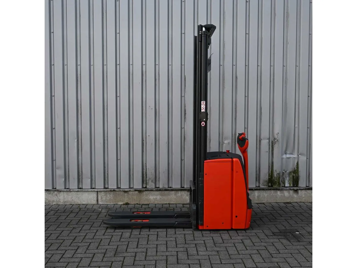 Linde L14 Elektrischer Stacker