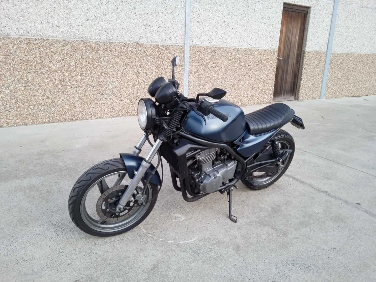 kawasaki - er 500 - Motorrad