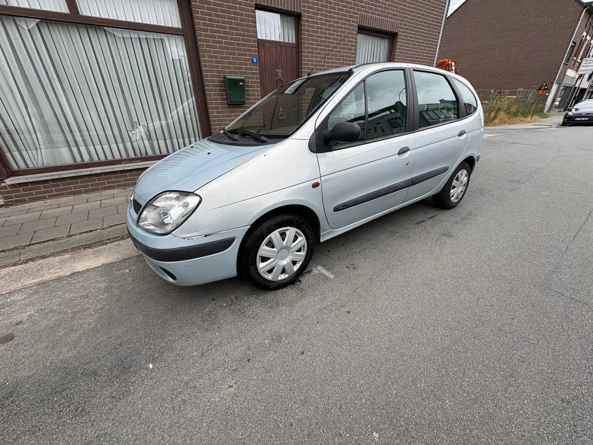 Renault - 1999 - Scénic - 1,6-16V RXE - Auto