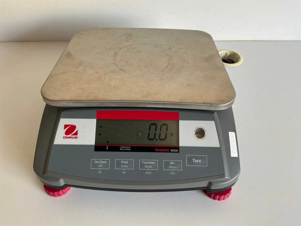 OHAUS Ranger 3000 Präzisionsmaßstab