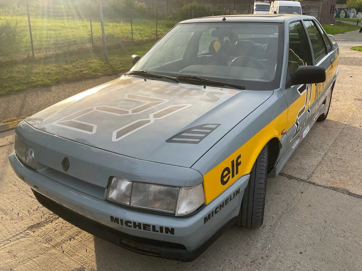 Renault R21 Turbo Veteranenwagen > 15