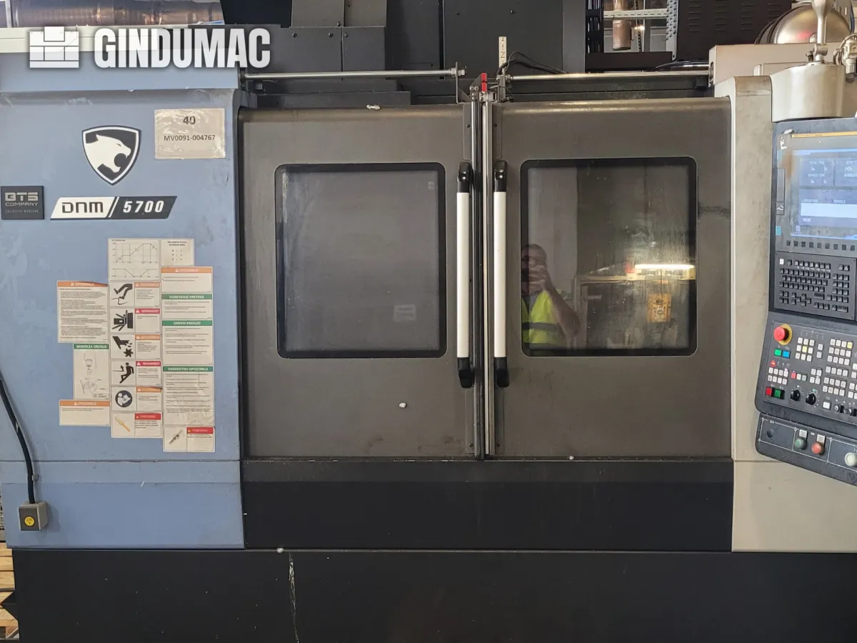 DOOSAN DNM 5700