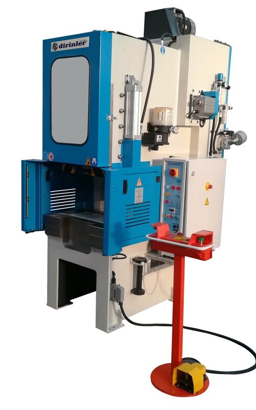 HESSE by DIRINLER CDCS 630 P81 Exzenterpressen - Einständer