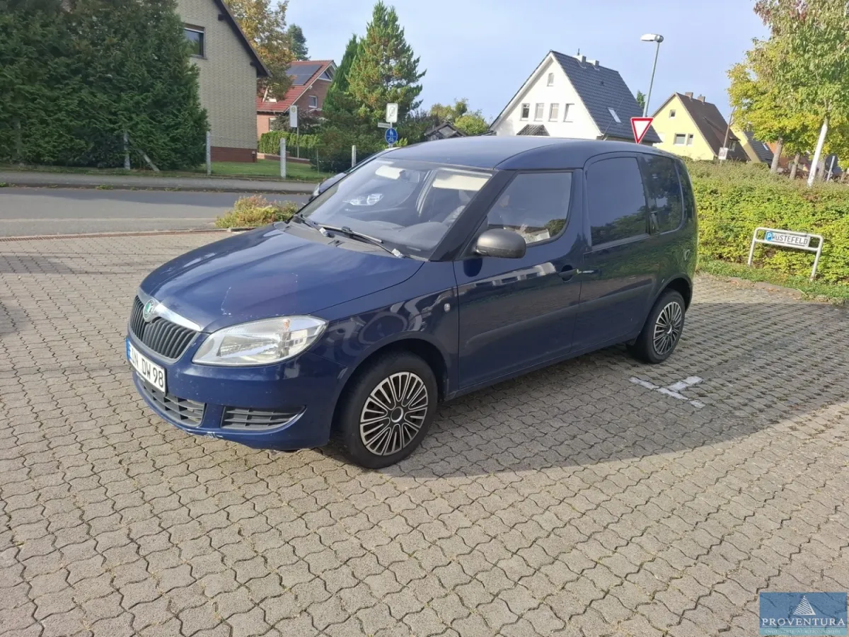 Lkw geschlossener Kasten SKODA Praktik 1.2 TDi EZ