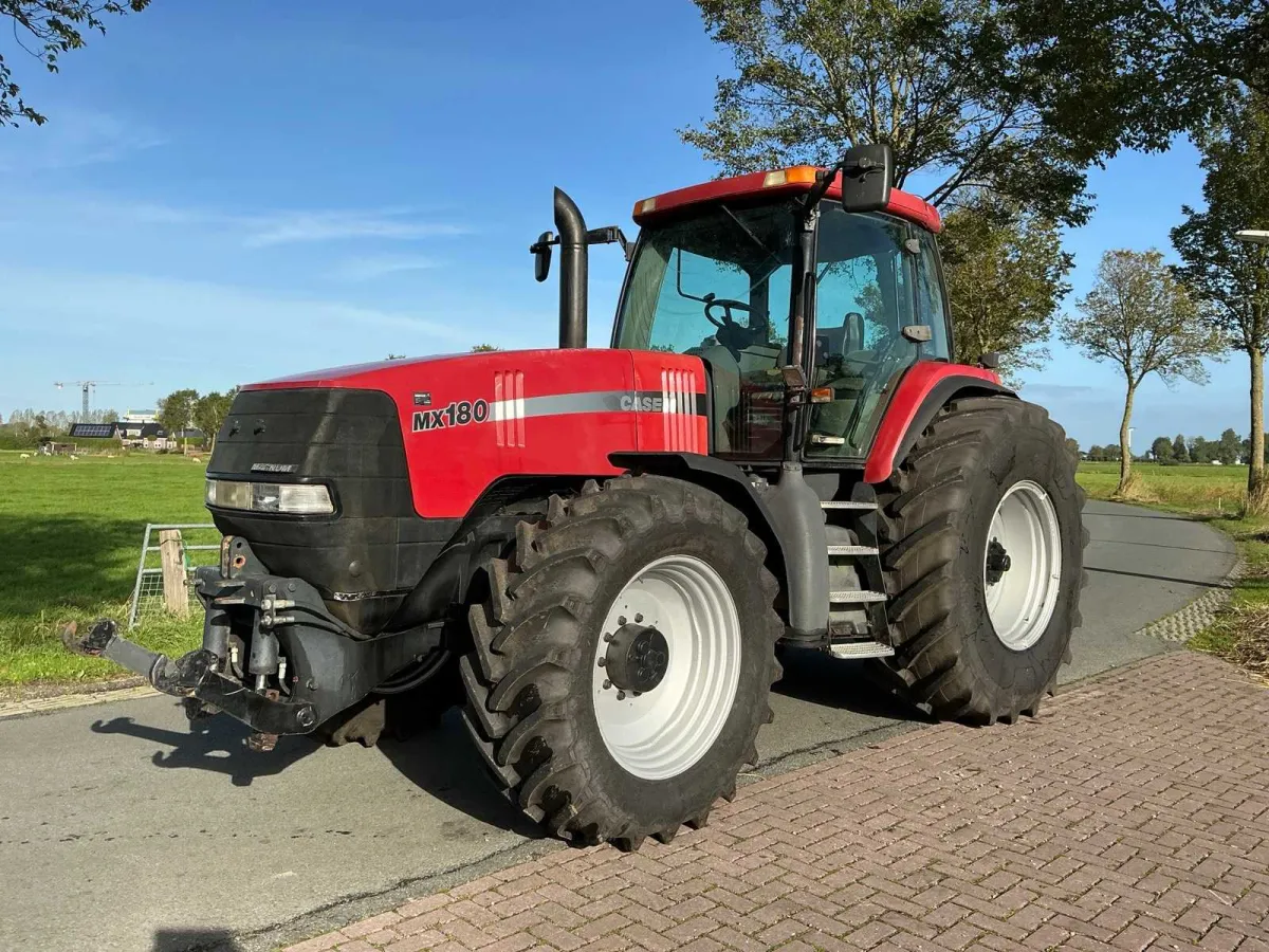 2001 Case IH MX 180 Magnum Allradtraktor