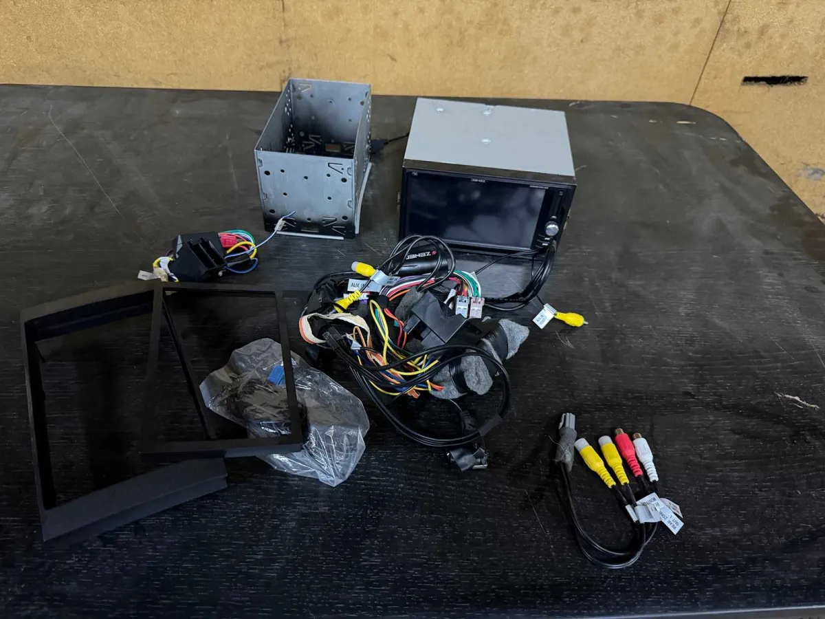 zenec - ZE-NC620D - Radio Auto